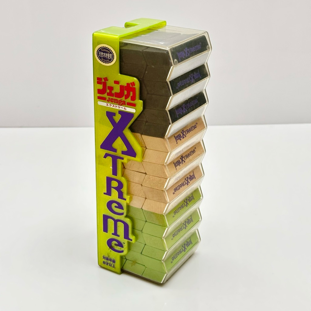 บล็อคไม้ Jenga Xtreme ซึ่งเป็นเกม Jenga