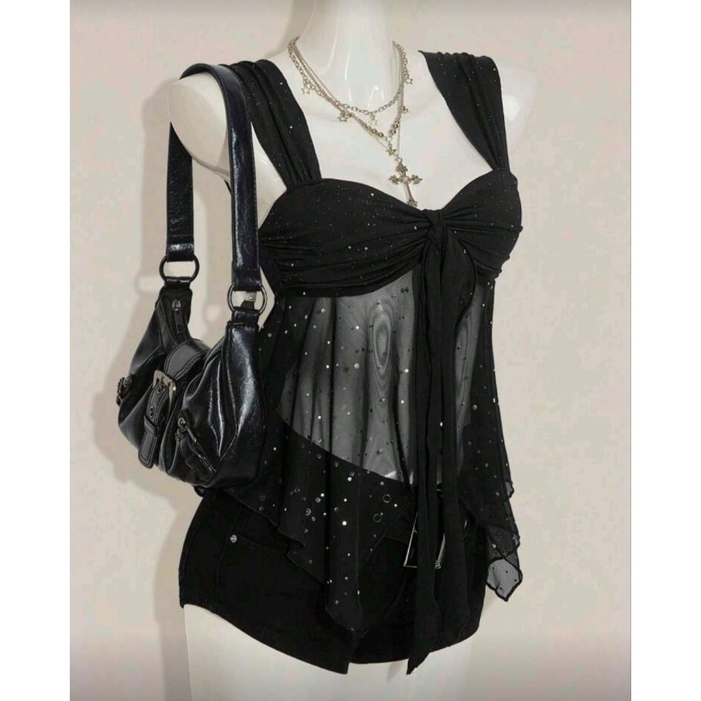 เสื้อสา​ยเดี่ยว​ แต่งกลิต​เตอร์​ ผูกป​มด้าน​หน้า​ ผ้าตา​ข่าย สีดำ​ I พรี​ออเดอร์​ - รูปที่ 3