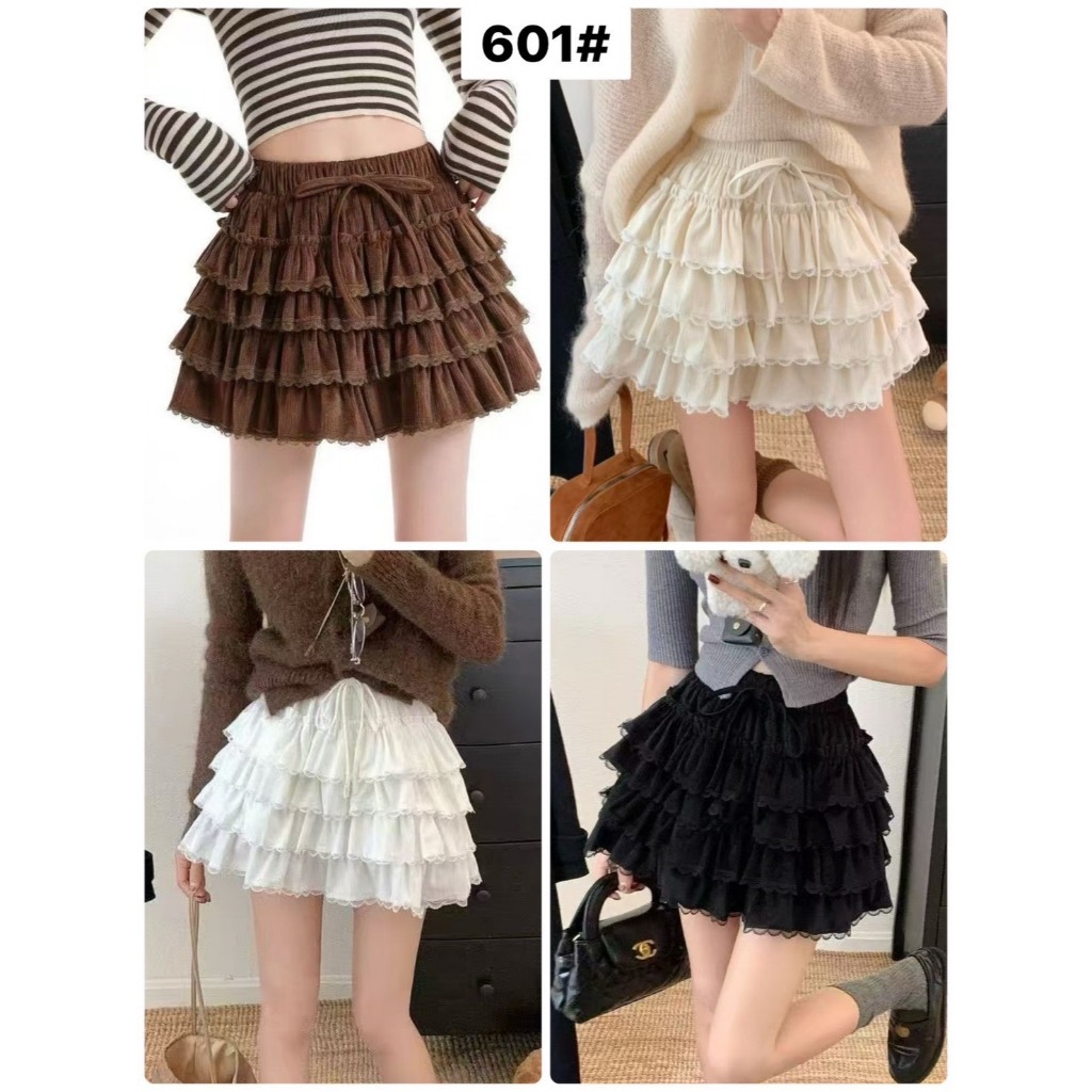 601#กระโปรงสั้นผ้าลูกฟูกแต่งชั้น ฟุ้งๆ แต่งระบาย4ชั้นแต่งลูกไม้ เอวยางยืดมีซับในกางเกง