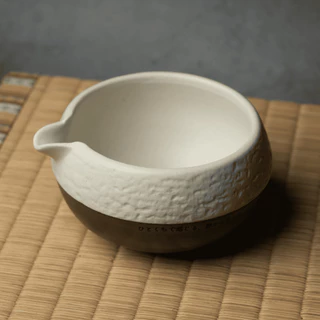 SOFUTO CREAM I Katakuchi Chawan I ถ้วยชงมัทฉะญี่ปุ่น สีขาว