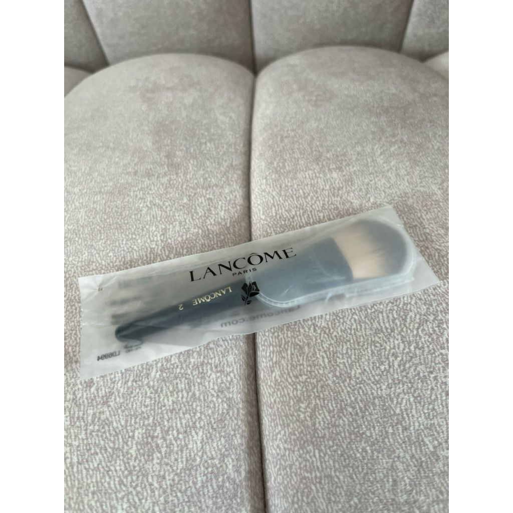 แปรงทา mini brush ครีมรองพื้น ขนาดพกพา Lancome ของแท้จาก เคาน์เตอร์