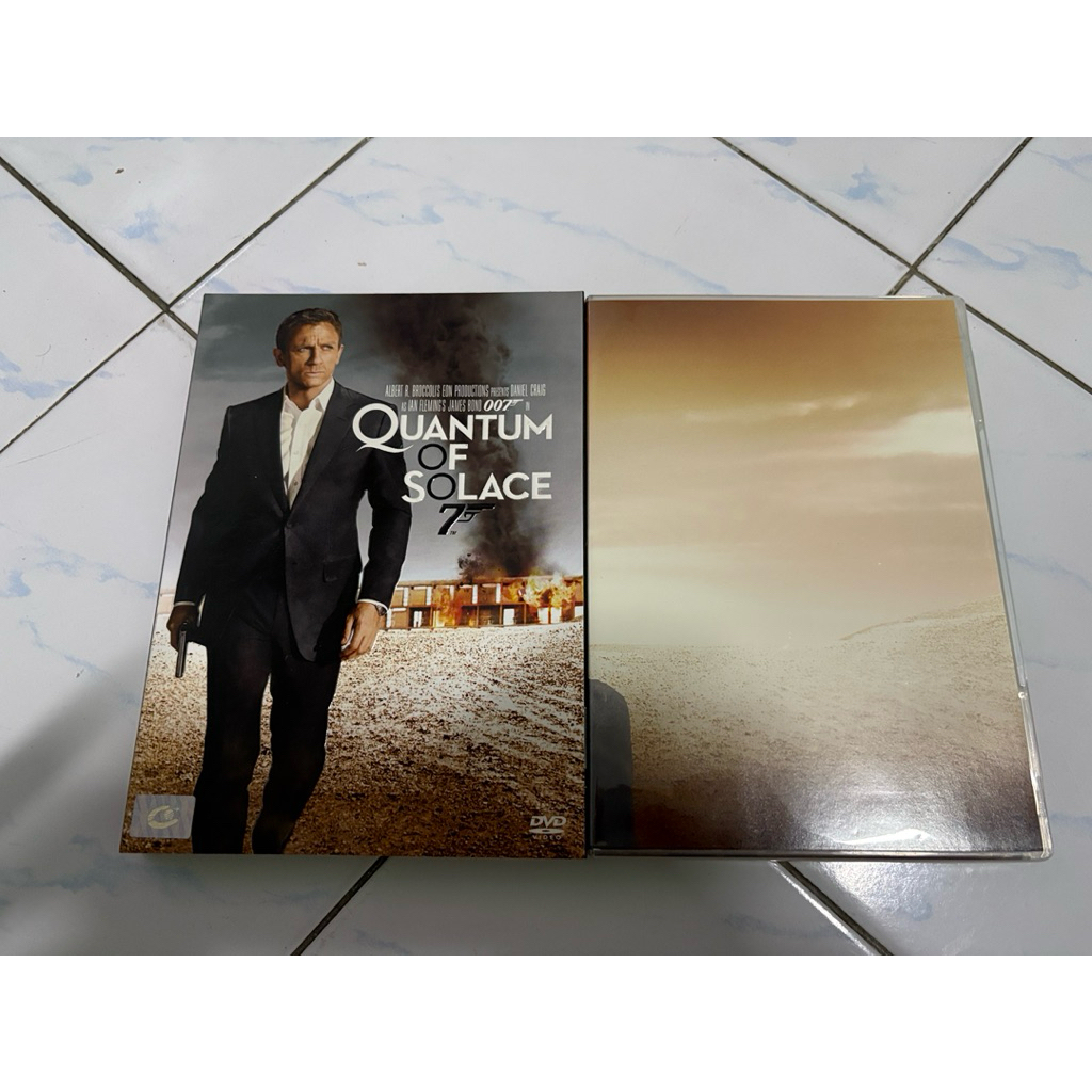 DVD : JAMES BOND - QUANTUM OF SOLACE.