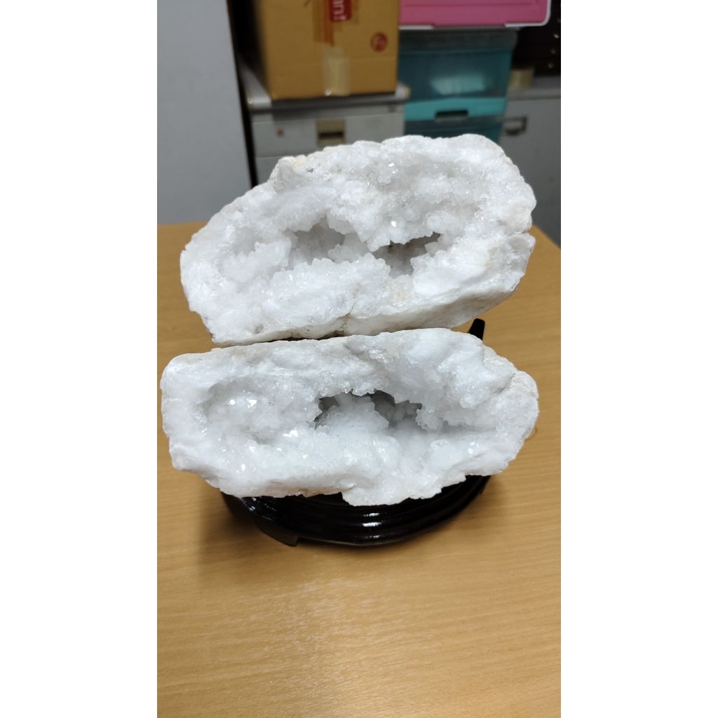 #หินจีโอดควอตซ์(Quartz Geode)