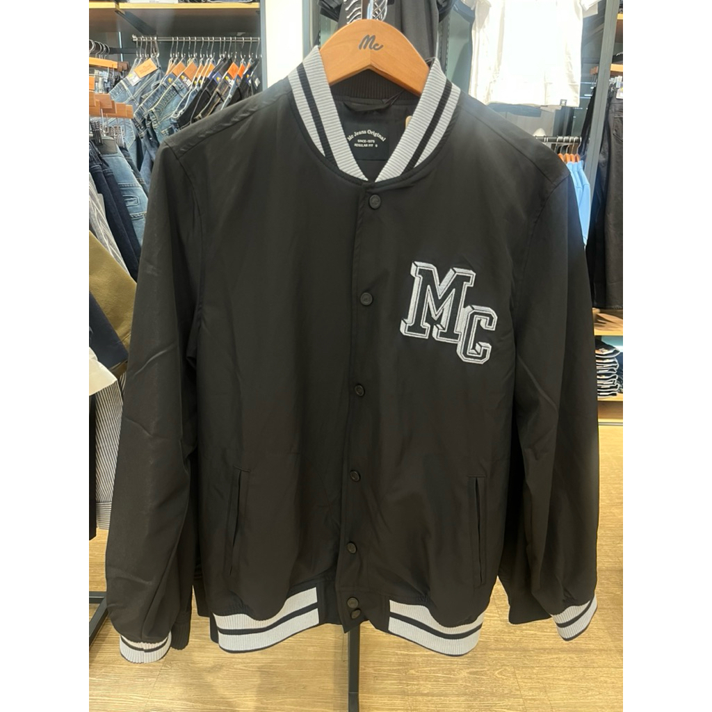 [รุ่นใหม่พร้อมส่ง] เสื้อแจ็คเก็ตบอมเบอร์ Mc Jeans ลายเสือ งานปัก แม็คแท้100% สินค้าครบไซส์ มีเก็บปลายทาง