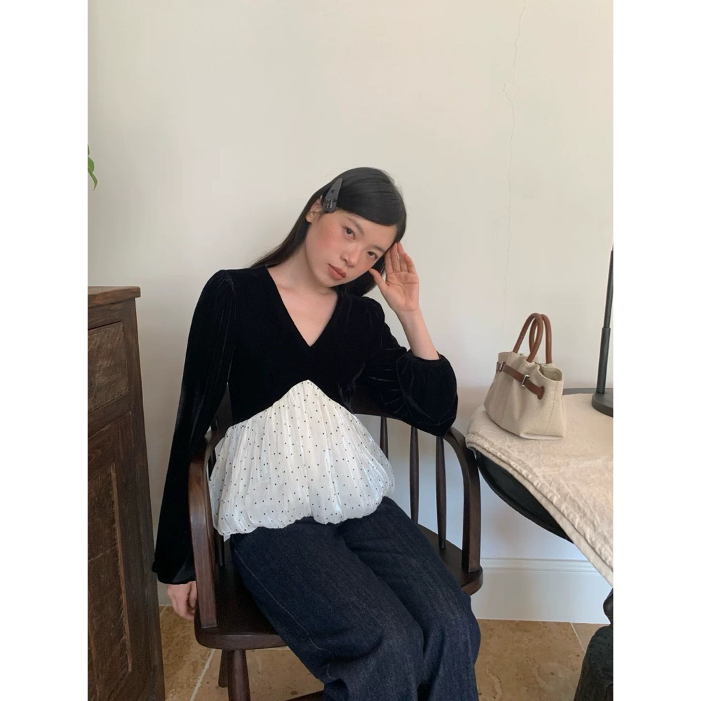 🖤〰️ Pre-order 7-14 days ✨  เสื้อกำมะหยี่บอลลูนจุด