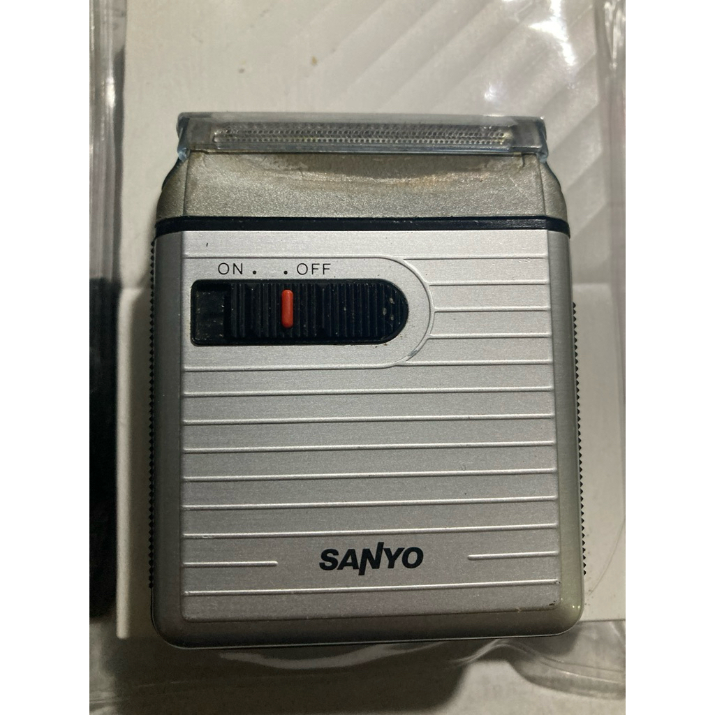 Sv-m730 sanyo เครื่องโกนหนวดไฟฟ้า มือสอง