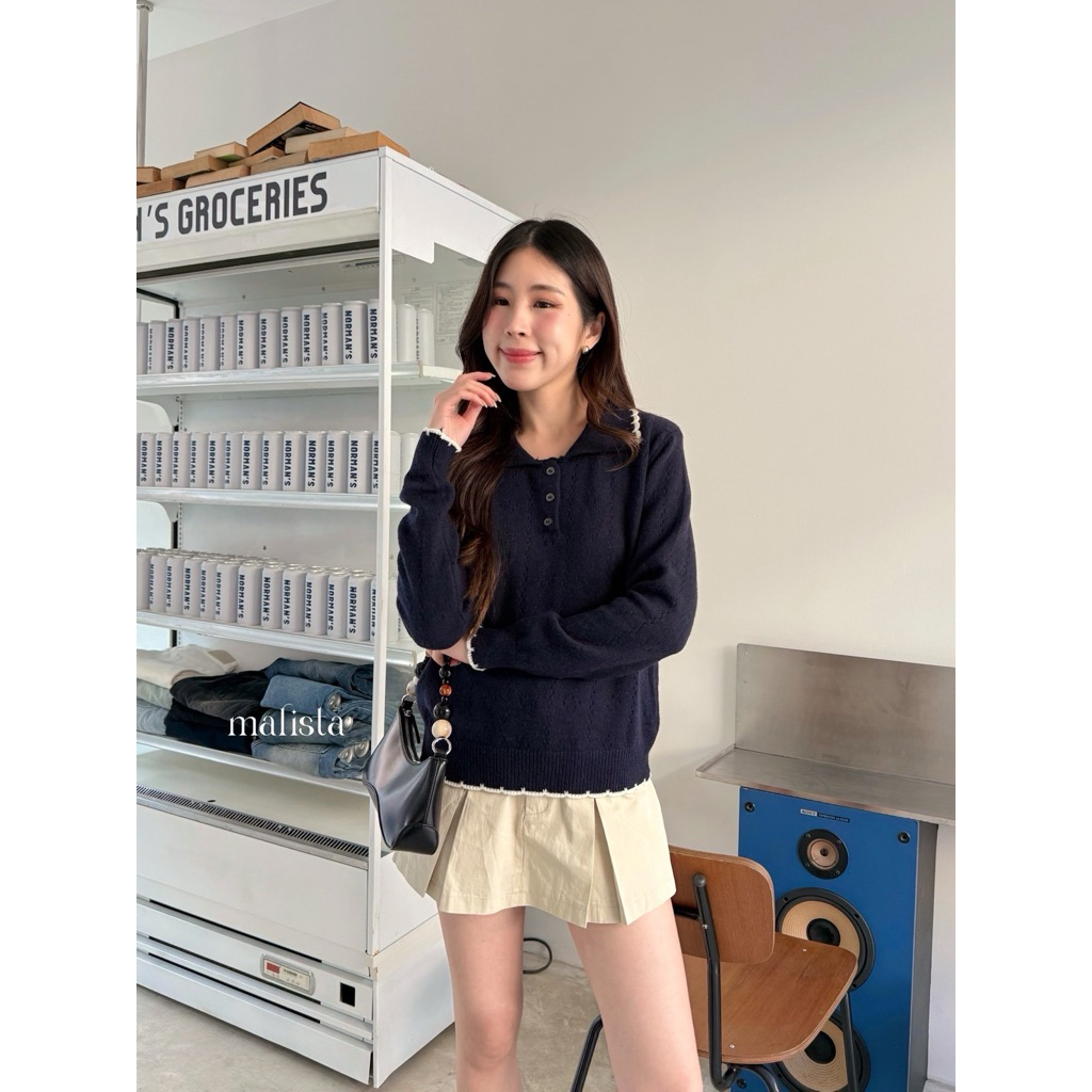 เสื้อไหมพรมคอปกดีเทลกระดุมแต่งขอบแบบน่ารัก เนื้อผ้ารุ่นนี้นุ่มมากๆค่ะ ผ้าดีมากๆ ความหนากำลังดีใส่สบาย น่ารักสู๊ดดดๆๆ ราคา ถูกที่สุด ดีลบีเคเค แกลเลอรีภาพที่ 4