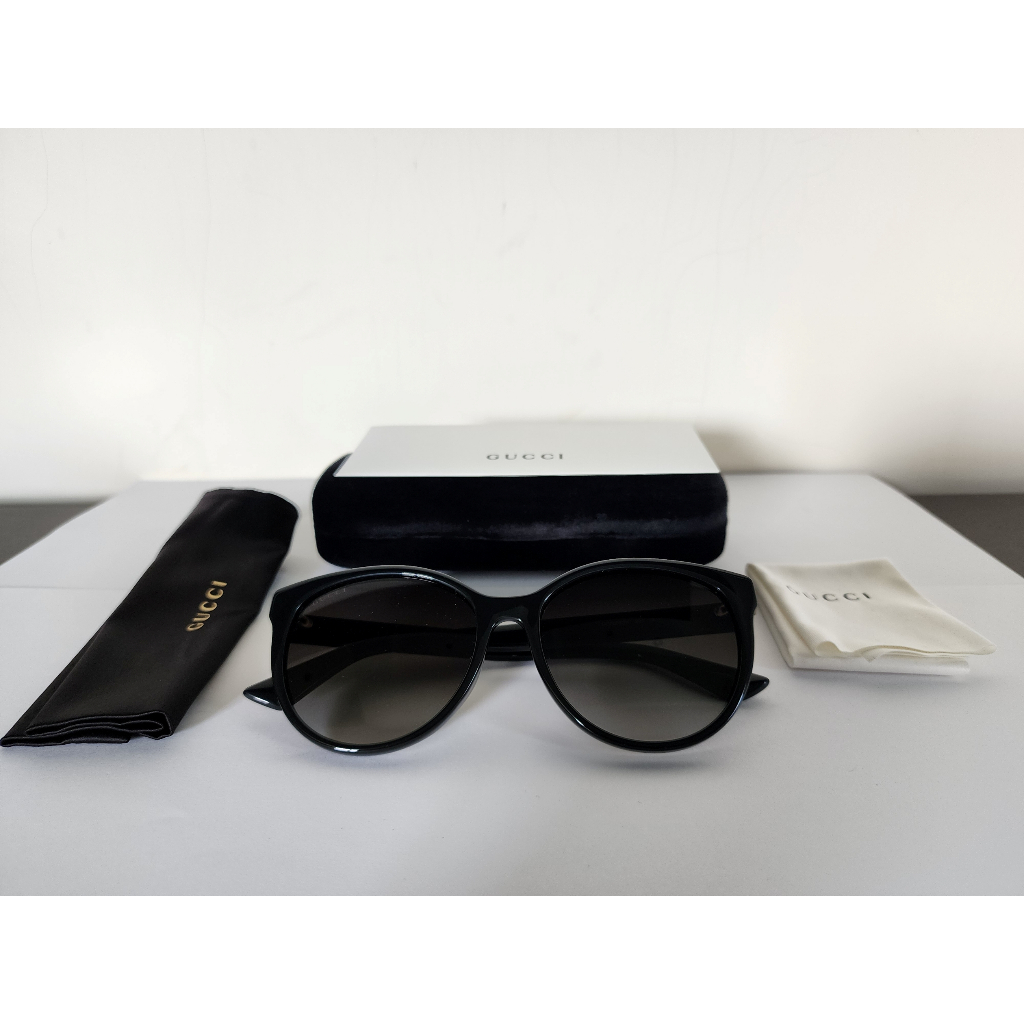 แว่นกันแดด Gucci ของแท้ GG0636SK 001 56-17-150 mm กรอบดำ เลนส์เทา Made in Italy ของใหม่ อุปกรณ์ครบ