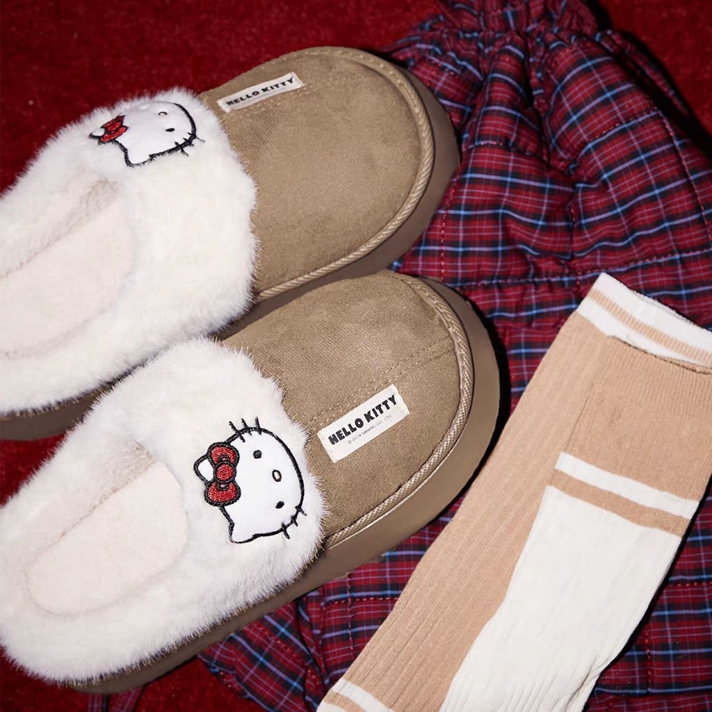 USED ONCE SIZE36-37 🐶 GUKOO x HELLY KITTY SLIPPER 🇨🇳