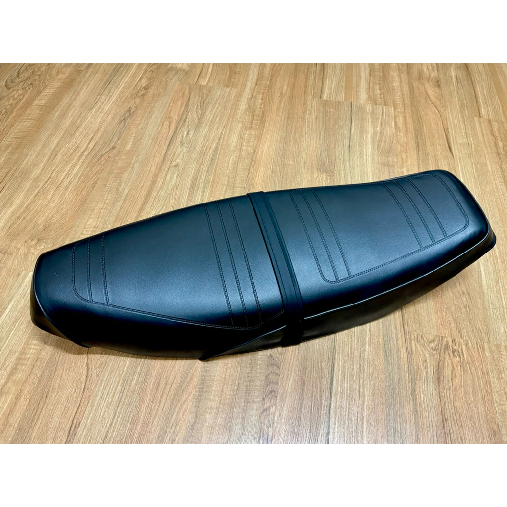 เบาะ ซูซูกิ สปรินเตอร์ Sprinter100 110 ทรงวินเทจคลาสสิค ตำนานยุคต้น 90s’ พร้อมเข็มขัด ทรงสวยหนานุ่ม  ตำนานกระเทยยุคต้น - รูปที่ 3