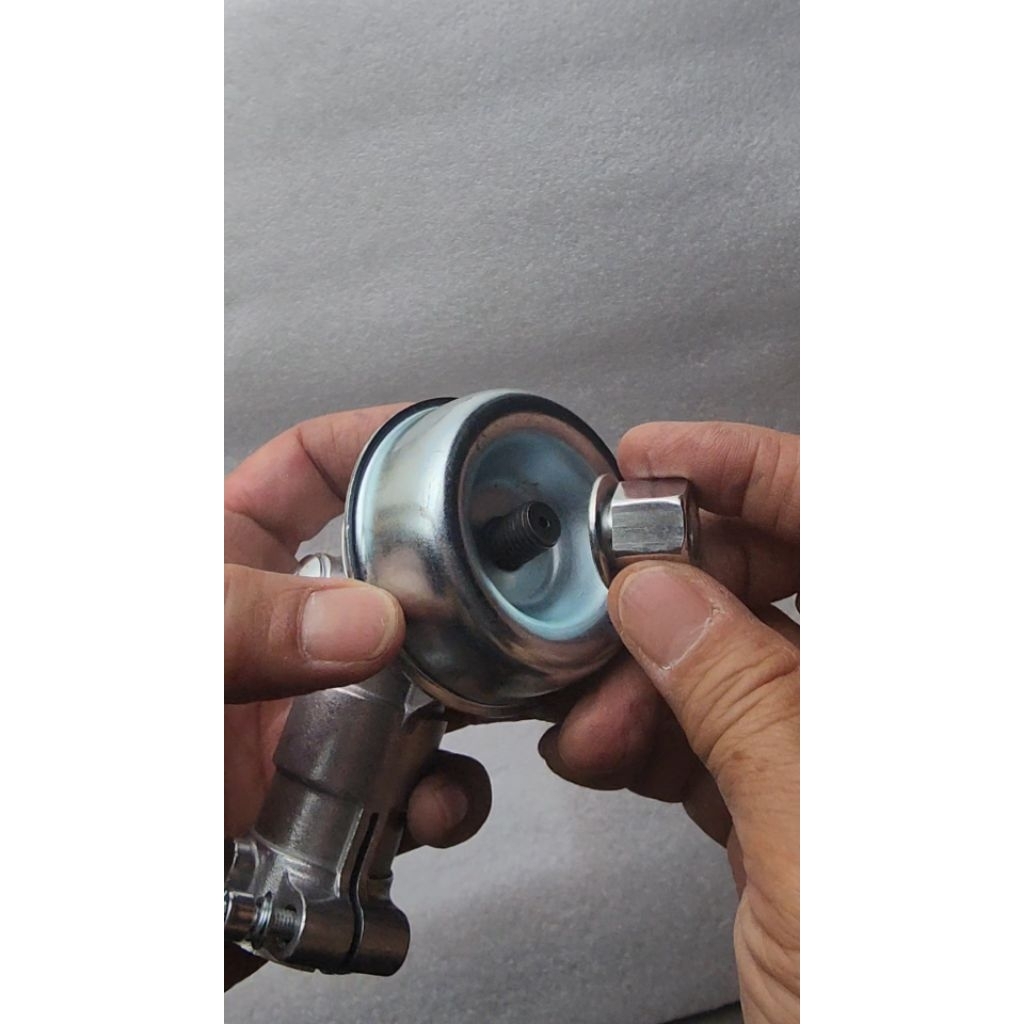 น๊อตหัวเกียร์ น๊อตล็อคใบ เครื่องตัดหญ้าเกลียวซ้าย8มิล รุ่นหัวสูงสีเงิน/อย่างดี - รูปที่ 5