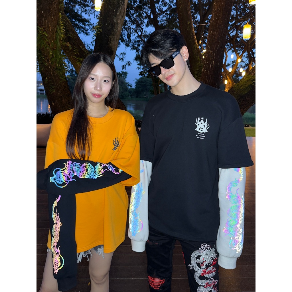 XOM403 สเวตเตอร์แขนต่อ ปลายแขนลายมังกรสะท้อนแสง xombrand