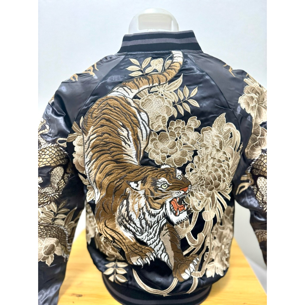 เสื้อ sukajan jacket เสื้อปักลายญี่ปุ่น เสื้อแจ็คเก็ตญี่ปุ่น เสื้อซูกะจัน สุกะจันแจ็คเก็ตปักลาย เสือ