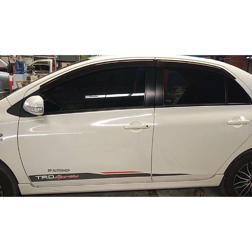 สติ๊กเกอร์ข้างรถ ลายข้างรถ VIOS TRD SPORTIVO งานตัดคอม (มีให้เลือก 2 สี) ราคาต่อชุด