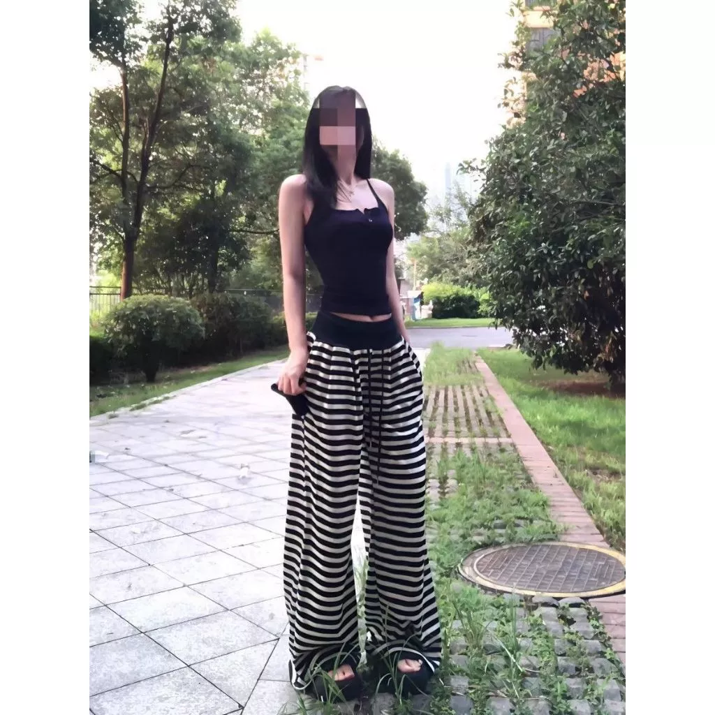 กางเกงขากว้างลายทาง ขาวดำ สำหรับผู้หญิง thumbnail 5