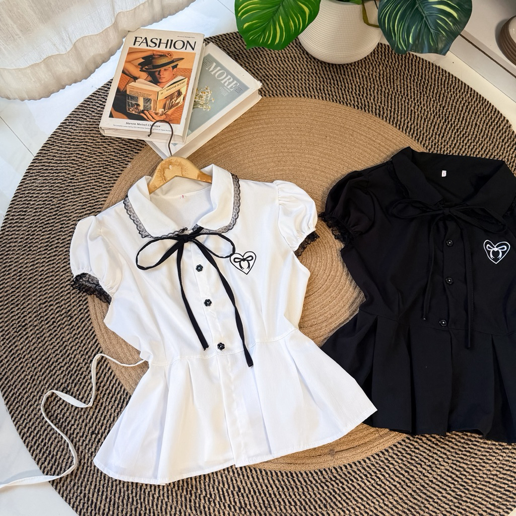 ( เสื้อ )คอปกปักหัวใจโบว์แขนตุ๊กตามี 2 size