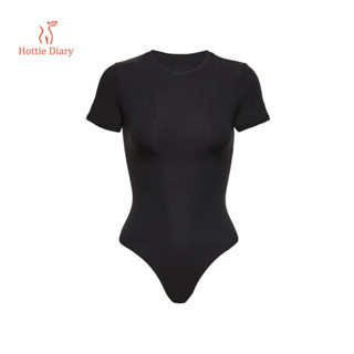 【Hottie Diary】บอดี้สูทผู้หญิง คอกลม แขนสั้น ชุดกระชับสัดส่วน…