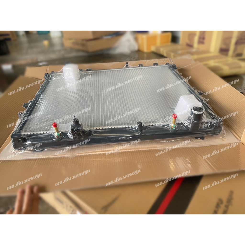 หม้อน้ำ รถยนต์ รีโว่ 2015 - 2023 เกียร์ออโต้ ดีเซล REVO Diesel AT AUTO หนา 26 มิล ของใหม่โรงงาน - รูปที่ 3