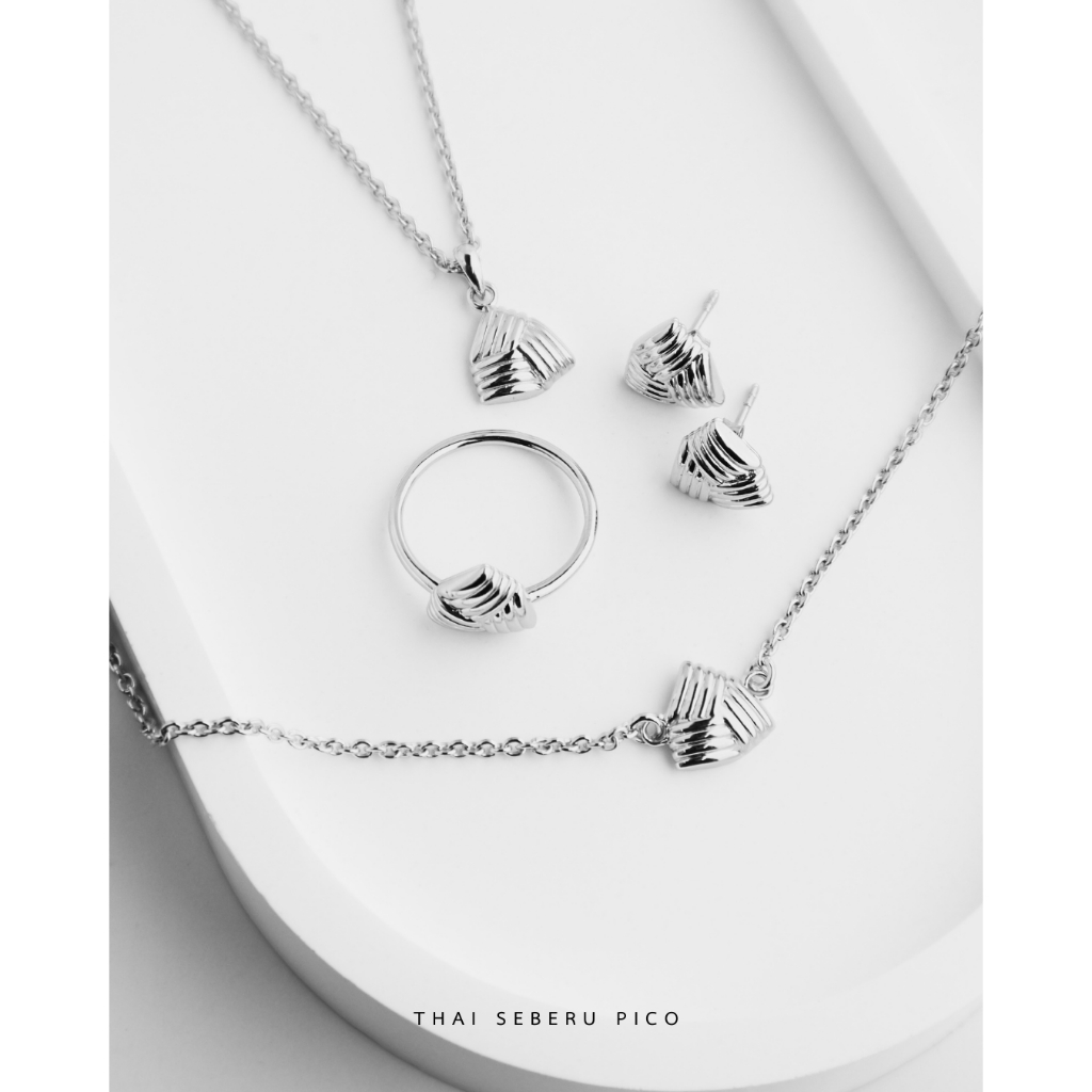 Lines of Harmony - จี้กำไลต่างหู SV925