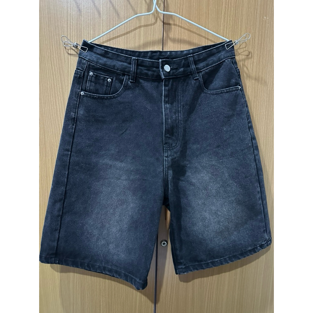 ส่งต่อJorts jeans PROMTHONG สีดำฟอก