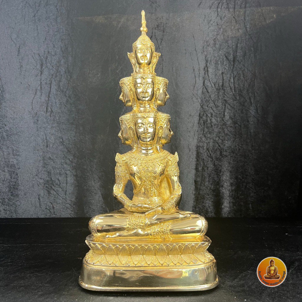 พระเศรษฐีนวโกฏิ ปางสมาธิ  ขนาดหน้าตัก 8 นิ้ว ฐานกว้าง 10x6 นิ้ว ความสูง 22 นิ้ว  เนื้อทองเหลือง