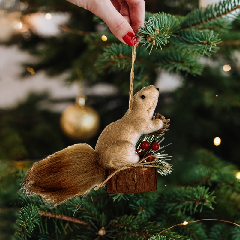 จี้ตกแต่งต้นคริสต์มาสน้องกระรอกปลอม ตกแต่งต้นคริสต์มาส Fake squirrel Christmas tree decoration penda