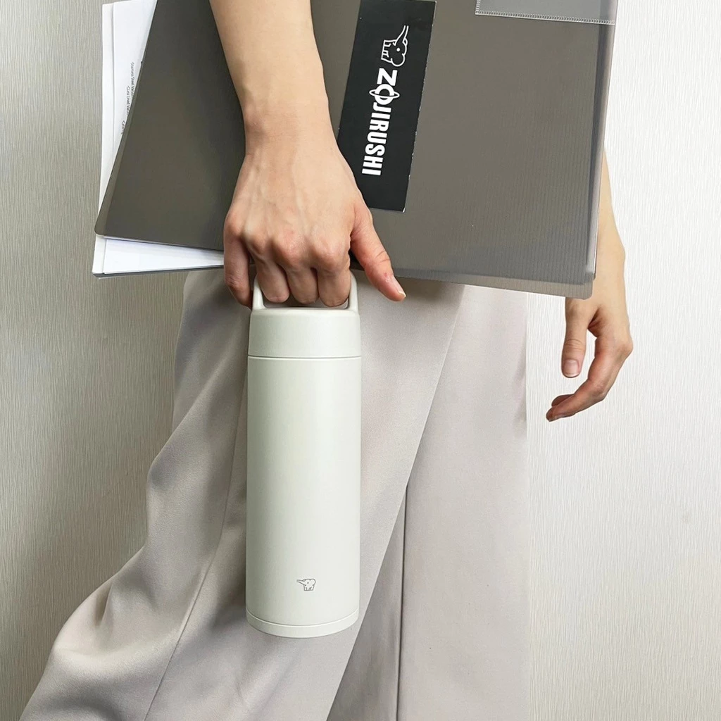 Zojirushi กระติกน้ำสุญญากาศเก็บความร้อนและความเย็น ขนาด 500ml รุ่น SM-RS50 thumbnail 9