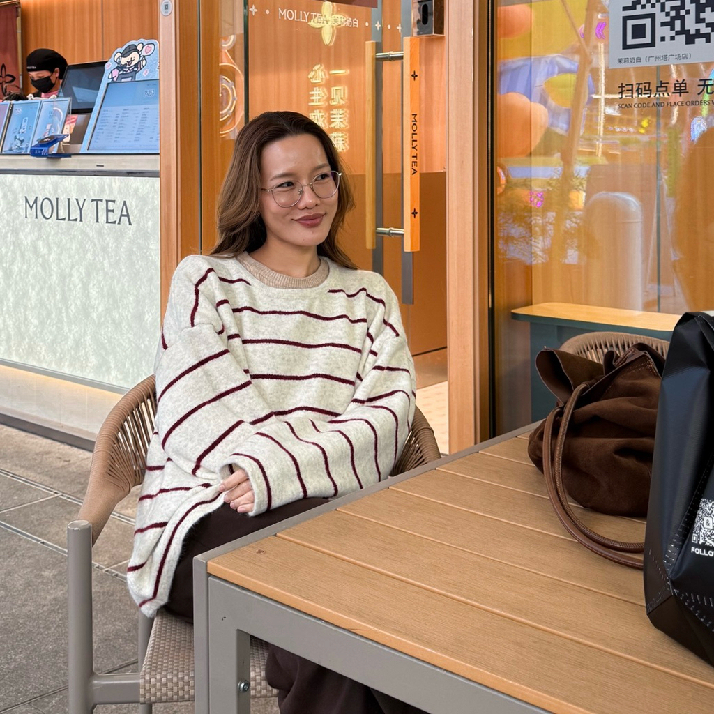 [เก็บโค้ด Trendy ลด25% เหลือ 562.-] Kiwi soft sweater (กีวี่) เสื้อ Sweater ไหมพรมลายทางเส้นเล็ก - รูปที่ 2