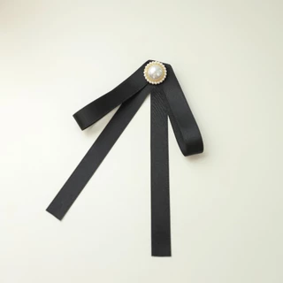 Danmugi Studio - ริบบิ้น Brooch ดีไซน์ โบว์ ตกแต่งด้วย Pearl สำหรับเสริมสไตล์ของคุณ งานประณีต