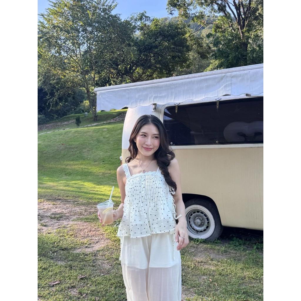 เสื้อสายเดี่ยวแต่งลูกไม้ Look Winter ❄️ - รูปที่ 4