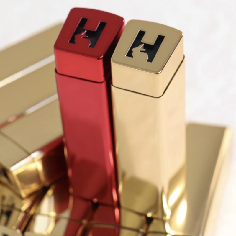 HOURGLASS Unlocked Soft Matte Lipstick 1.3g. ซอฟท์ แมท ลิป สติก เนื้อแมท รูปที่ 5