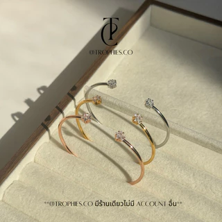 Signature Star bangle 𝑻𝒉𝒆 𝒔𝒊𝒈𝒏𝒂𝒕𝒖𝒓𝒆 𝒔𝒕𝒂𝒓 𝒄𝒐𝒍𝒍𝒆𝒄𝒕𝒊𝒐𝒏 กำไลดาว กำไลข้อมือดาว เพชร | @trophies.co