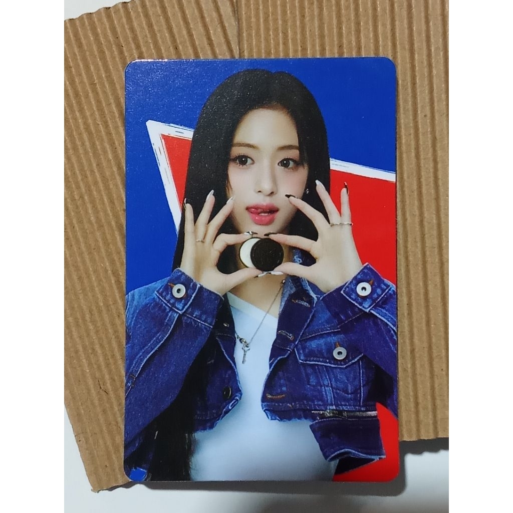 Babymonster x Oreo photo card