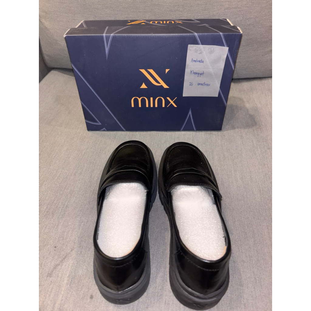 รองเท้า Loafer แบรนด์ Minx รุ่น Wynn ส่งต่อรองเท้ามือสองแต่ใหม่มากเพราะใส่ครั้งเดียวค่ะ