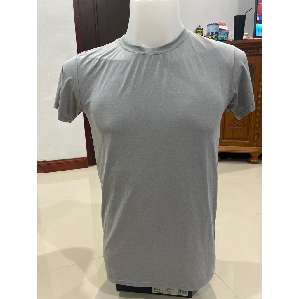 เสื้อยืด uniqlo Airism