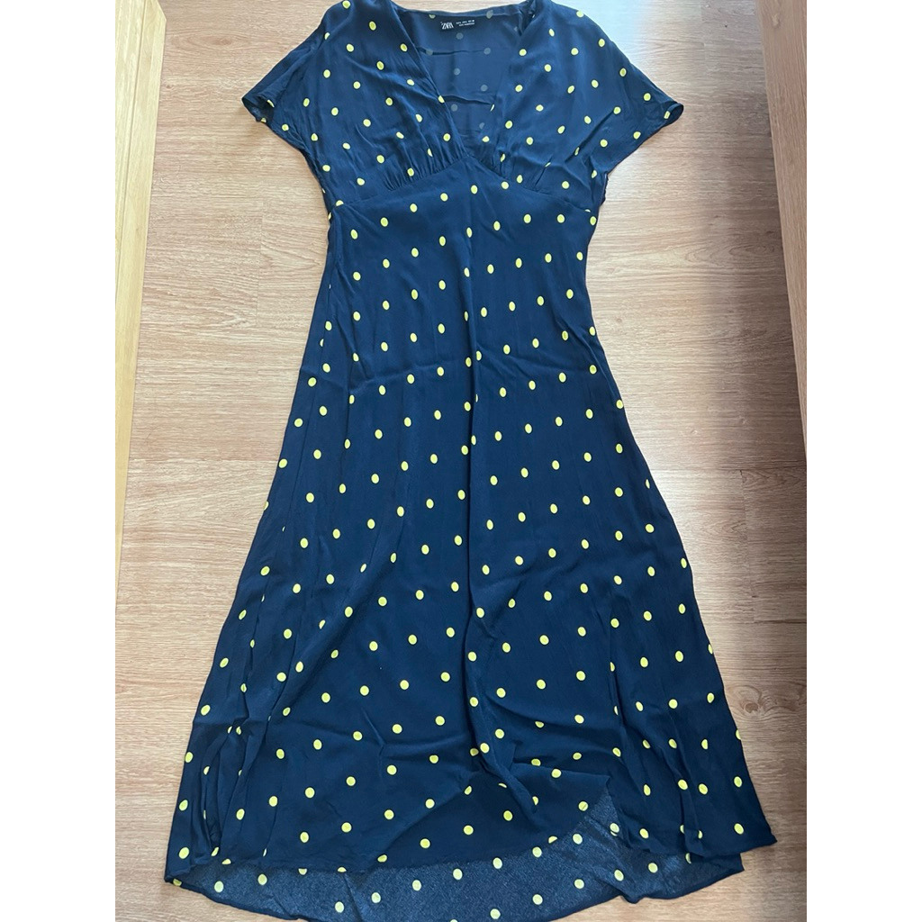 ส่งต่อ Zara Dress Yellow Dot สีNavy L💯✅