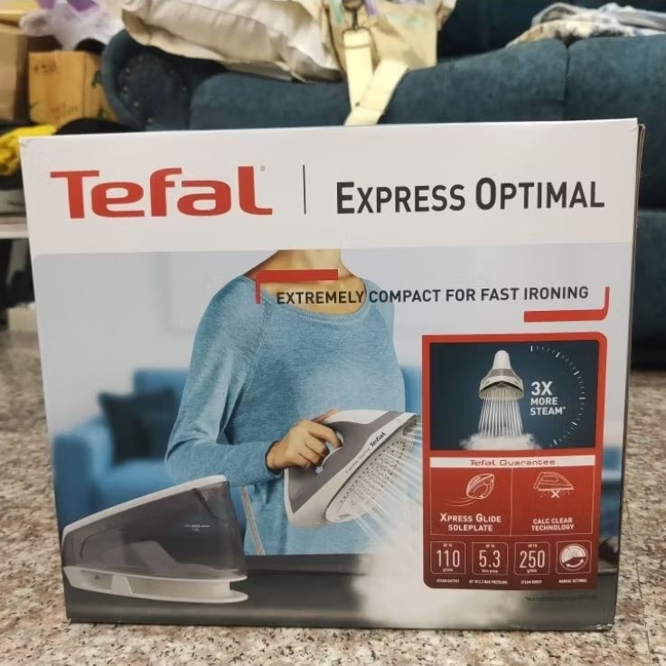 เตารีดแรงดันไอน้ำ Tefal รุ่น SV4111 SV4111T0 2200 วัตต์