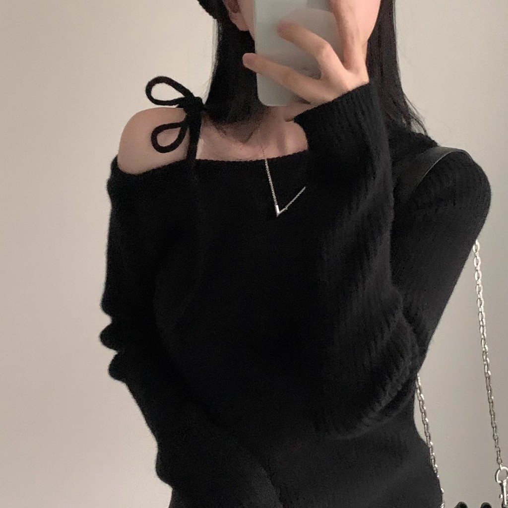 Red Berryเสื้อสเวตเตอร์เกาหลีเปิดไหล่ผูกเชือกสีแดง เสื้อสเวตเตอร์ถักแขนยาวทรงสลิมฟิตD413 - รูปที่ 7