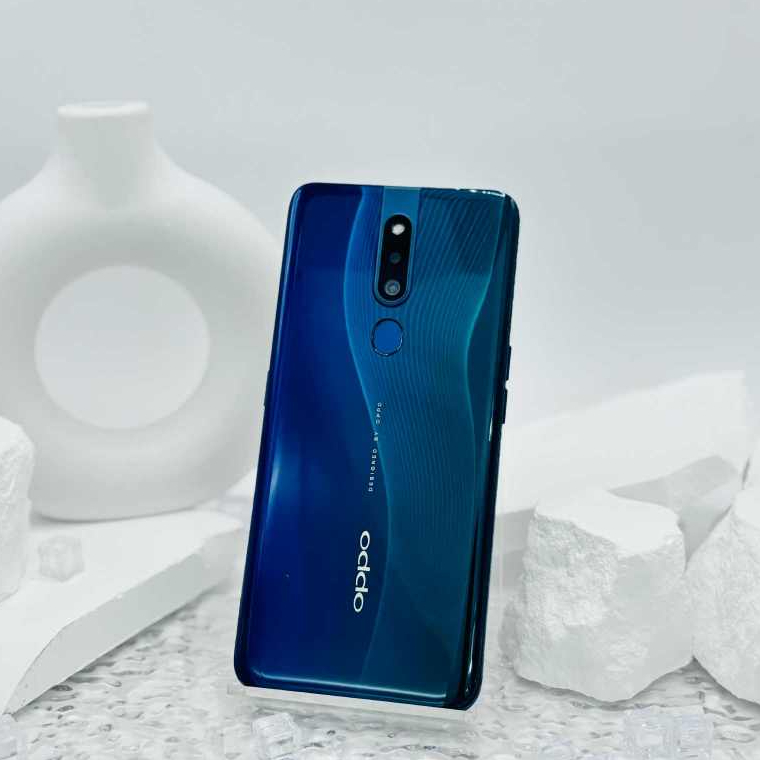 OPPO F11 pro มือถือมือสอง ขนาด 6.5 นิ้ว ความละเอียด Full HD+ (2340 x 1080 พิกเซล)