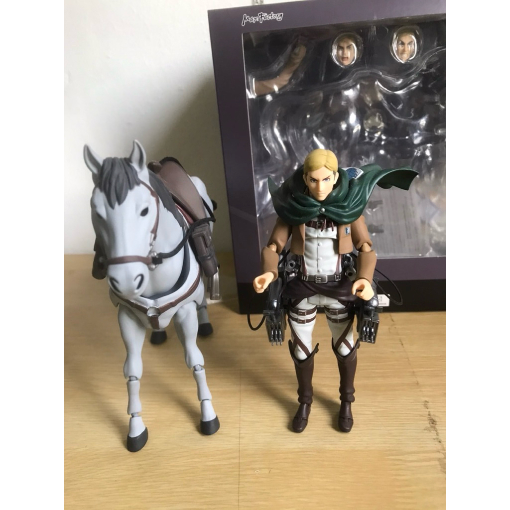 Figma 446 Erwin smith [Attack on titan] มือ 2 สภาพตั้งโชว์ ไม่มีตำหนิ