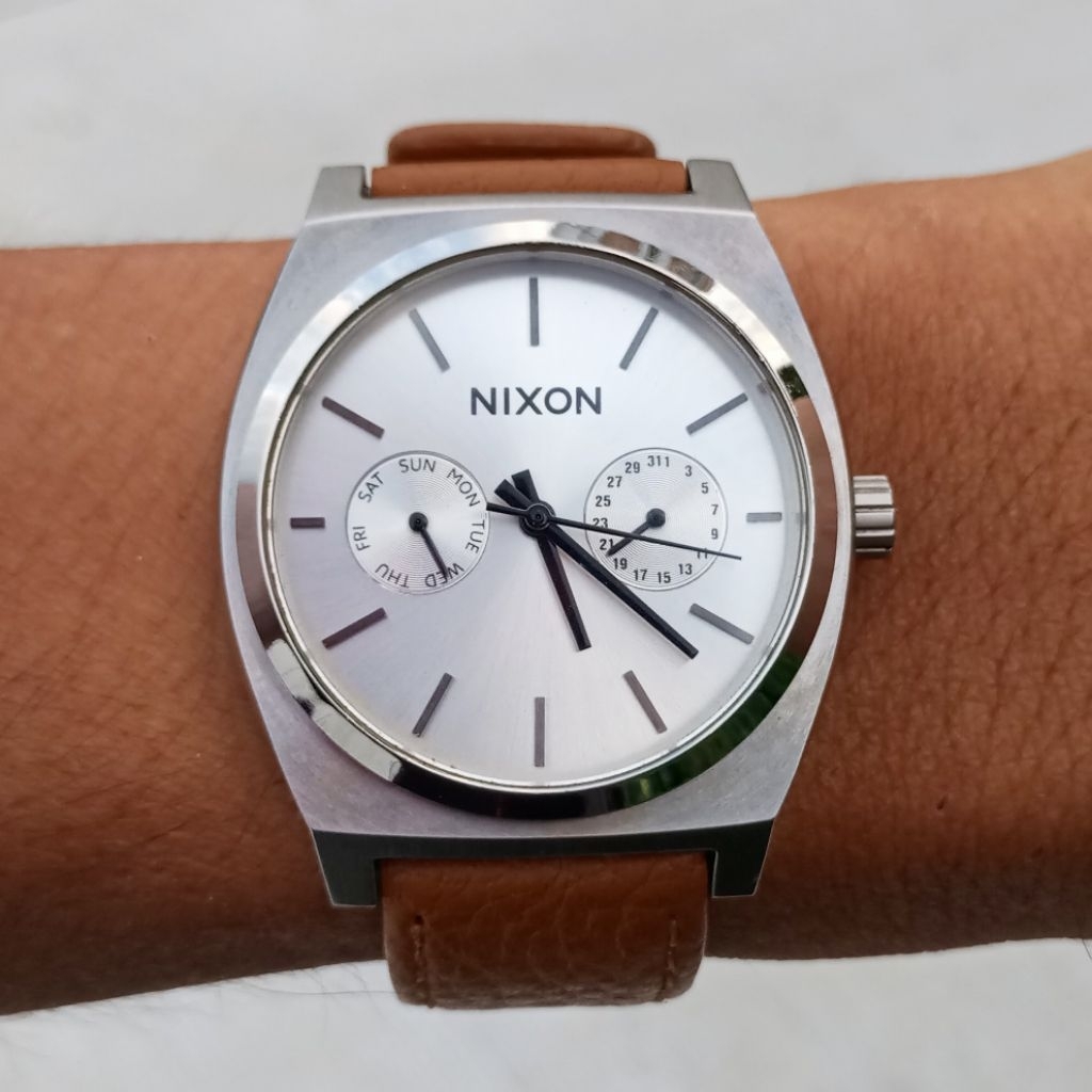 Nixon Time Teller Deluxe