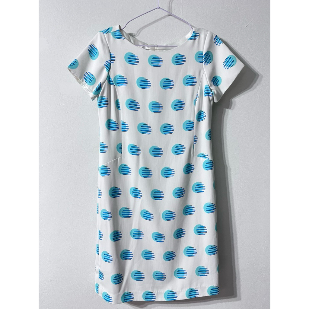 เดรสแบรนด์ BOUTON มือ 2  สีขาว มีซิปหลัง มีซับใน