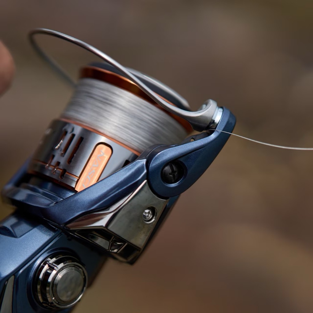 SHIMANO NASCI ปี25 รอกแนสซี่ รอกสปิน รอกตีเหยื่อปลอม รอกตกสวาย รอกงานหน้าดิน ราคา ถูกที่สุด ดีลบีเคเค แกลเลอรีภาพที่ 3