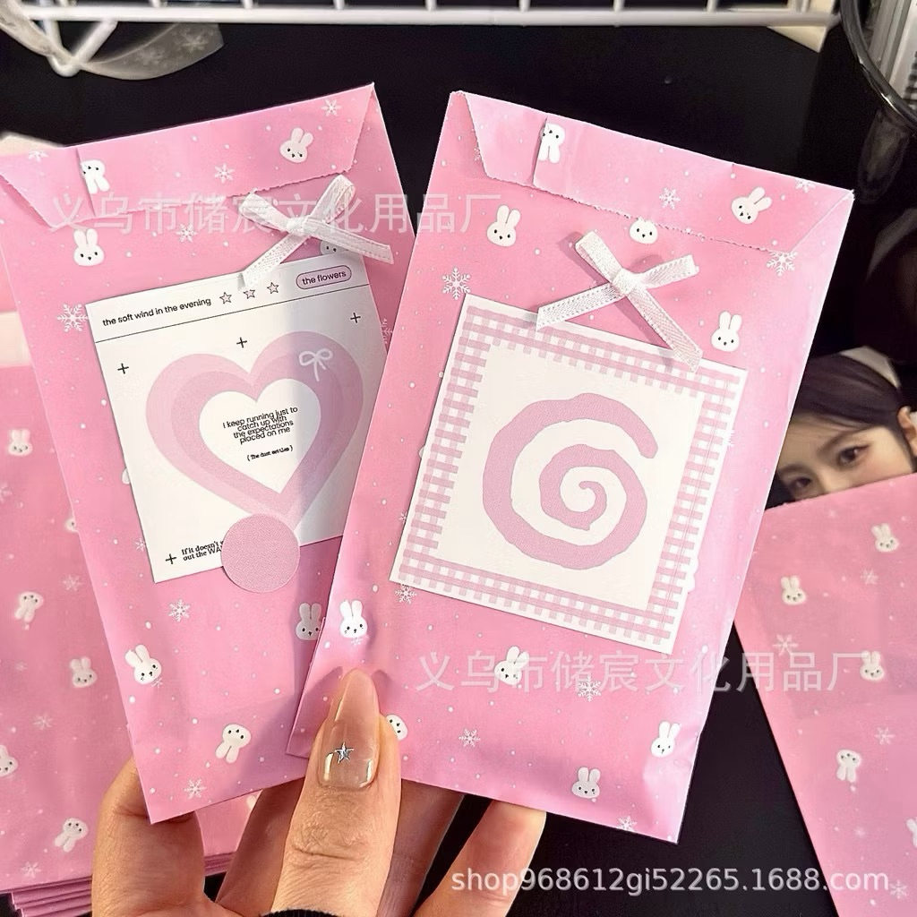 🎀🍥พร้อมส่งถุงกระดาษคราฟท์ ลายกระต่ายหิมะ แพค10ชิ้น สีชมพู ขนาด8*13cm