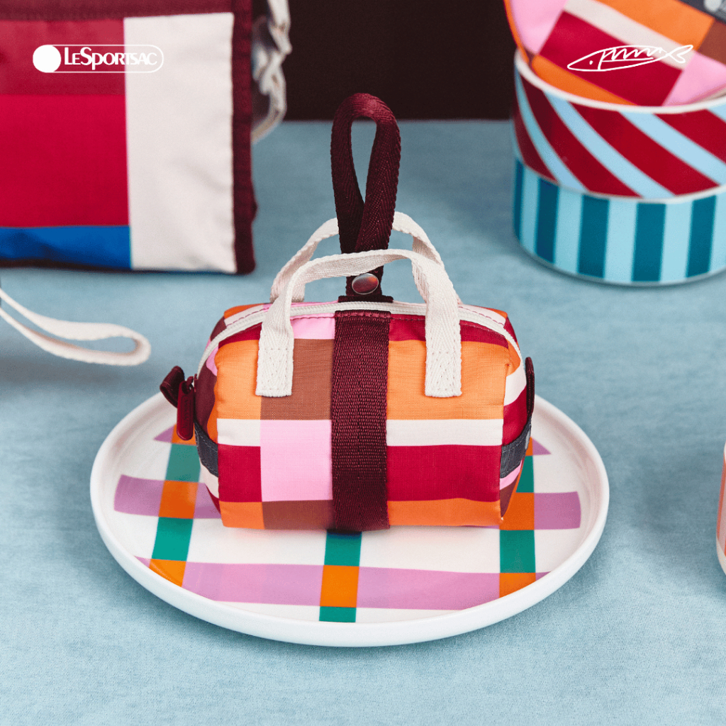 Lesportsac Micro roll charm bag กระเป๋าชาม์ กระเป๋าห้อยพวงกุญแจ  style 1021 LeSportsac x Sardine