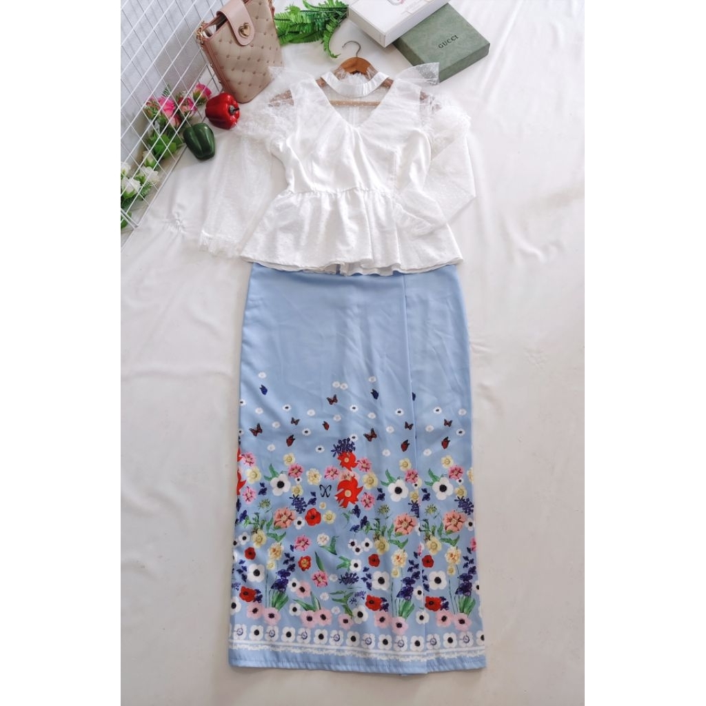 ชุดไทยจิตรลดา สวยอลัง Vip ไซส์ M มือ2สภาพดี