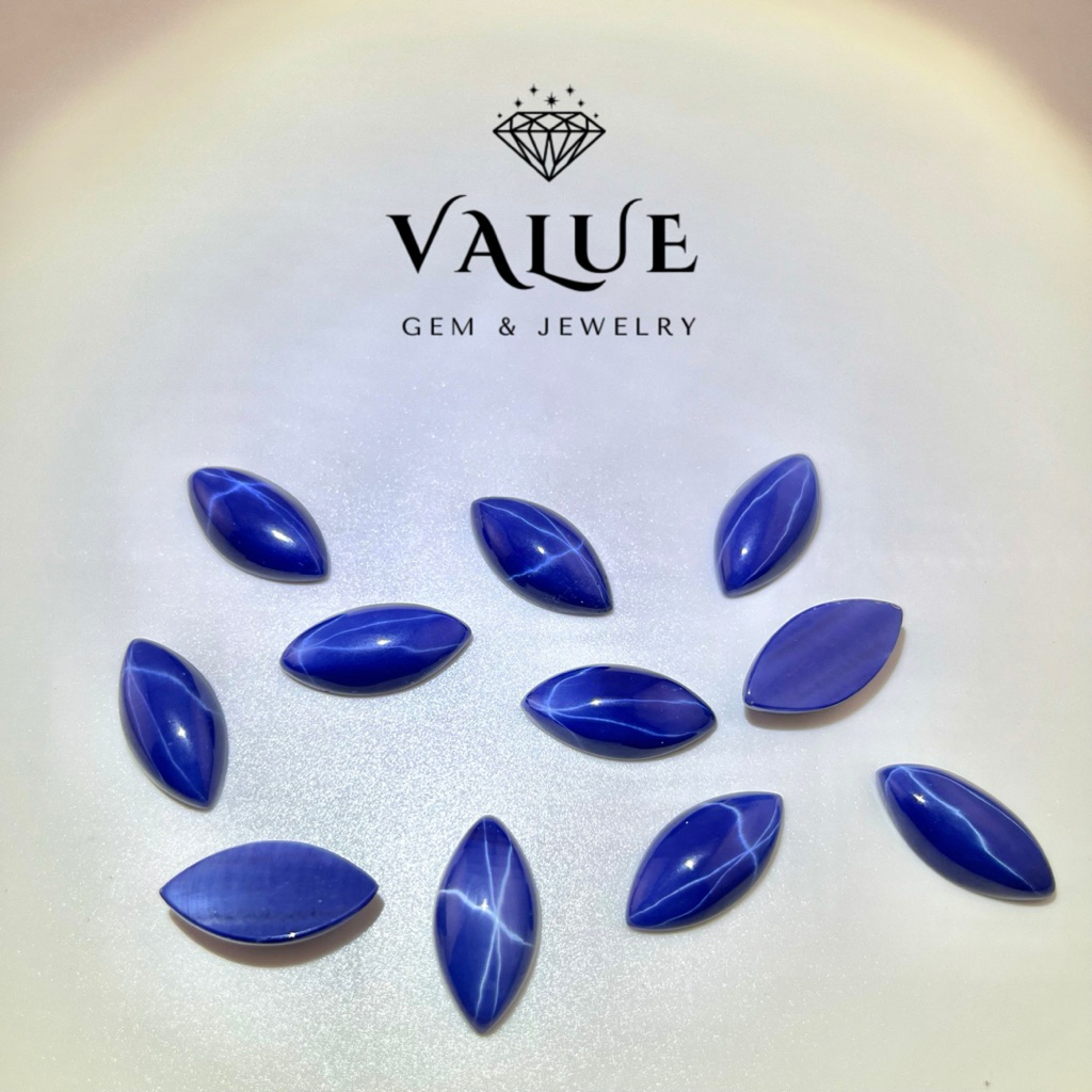 ลิลลี่ สตาร์ สีน้ำเงิน พลอย (พลอยสั่งเคราะเนื้อแข็ง) ทรงมาคี หลังเบี้ย มี ลาย BLUE LINDY STAR MARQUISE (4x8mm – 6x12mm) ราคา ถูกที่สุด ดีลบีเคเค