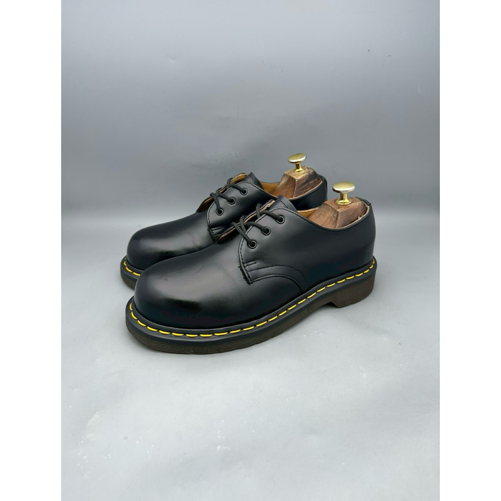 Dr.martens 1925 ( หัวเหล็ก ) Size37