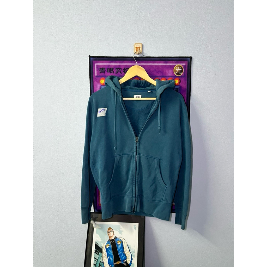Uniqlo hoodie (สีเฟด)