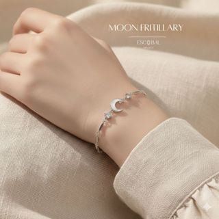 ESCOBAL สร้อยข้อมือเงิน Star Moon Fritillaryกําไลเพชร กำไลเง…